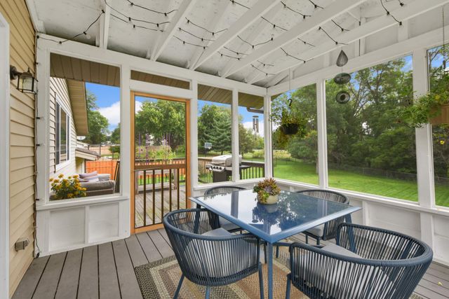 8920 Darnel Road, Eden Prairie, MN 55347