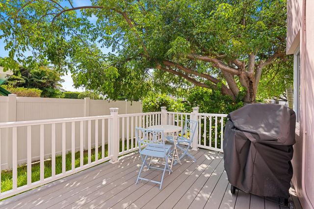 990 Casuarina Road 4, Delray Beach, FL 33483