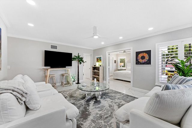 990 Casuarina Road 4, Delray Beach, FL 33483