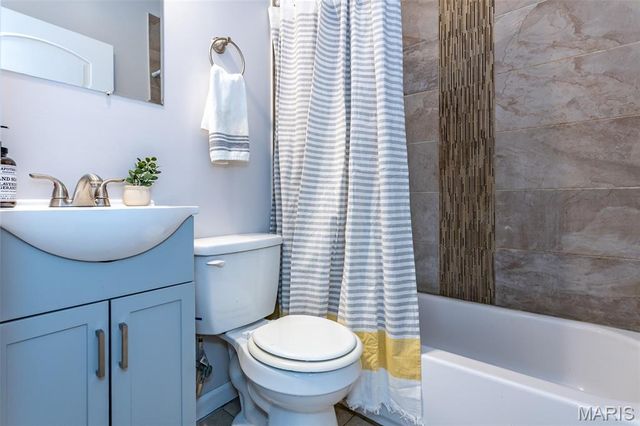 2456 Delmar Avenue, Granite City, IL 62040