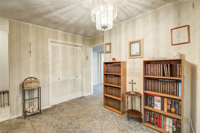 1414 W 9th Street, Freeport, TX 77541