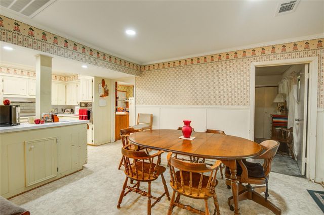 1414 W 9th Street, Freeport, TX 77541