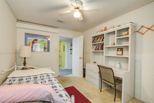 1414 W 9th Street, Freeport, TX 77541