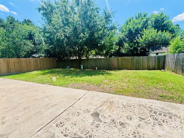 7815 Log Hollow Drive, Houston, TX 77040