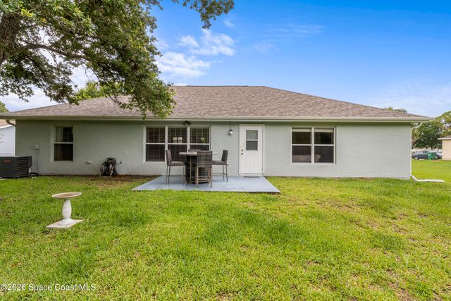 1452 Seahouse Street, Sebastian, FL 32958