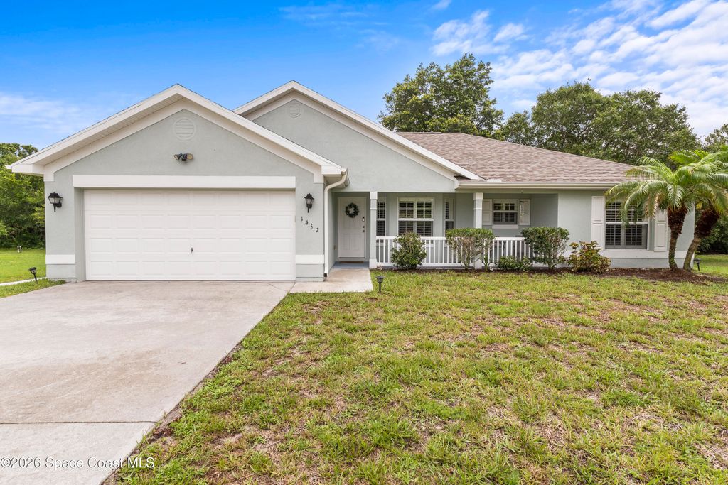 1452 Seahouse Street, Sebastian, FL 32958