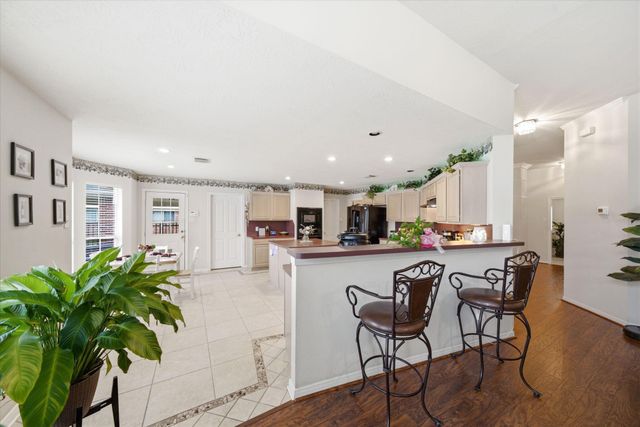 2303 Dogwood Street, League City, TX 77573