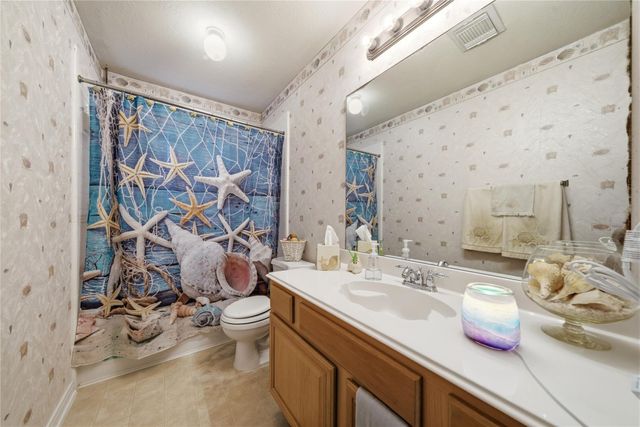 2303 Dogwood Street, League City, TX 77573