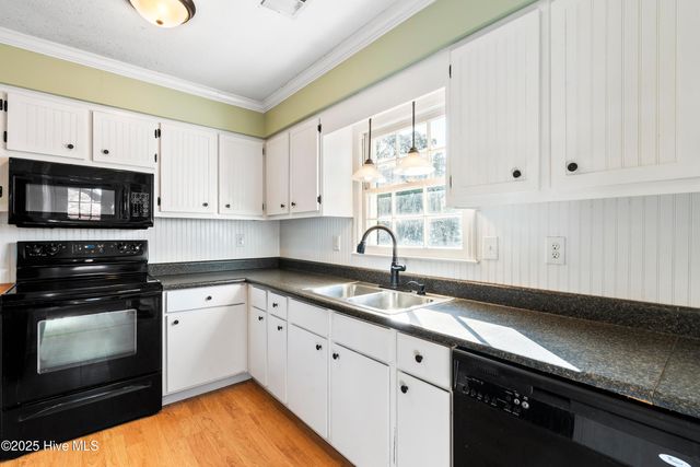 4905 Tupelo Drive, Wilmington, NC 28411