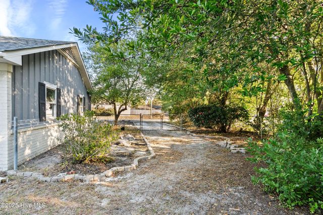 4905 Tupelo Drive, Wilmington, NC 28411