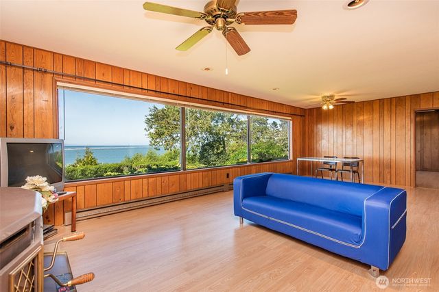 432 W Anderson Road, Sequim, WA 98382