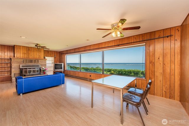 432 W Anderson Road, Sequim, WA 98382