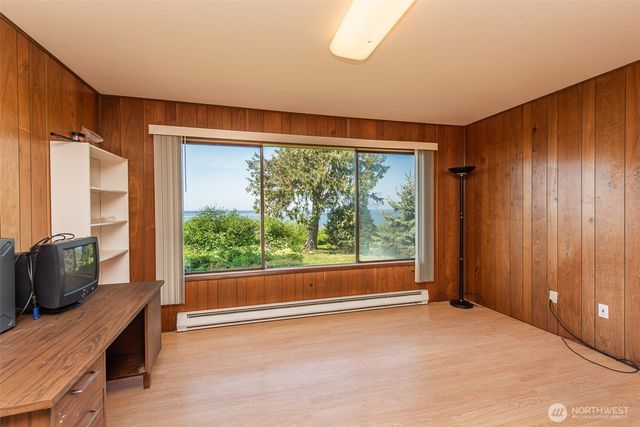 432 W Anderson Road, Sequim, WA 98382