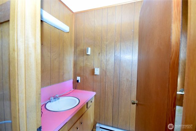 432 W Anderson Road, Sequim, WA 98382