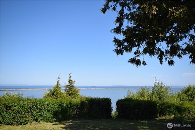 432 W Anderson Road, Sequim, WA 98382