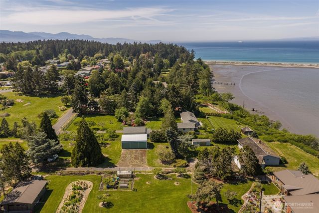 432 W Anderson Road, Sequim, WA 98382