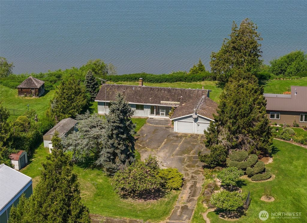 432 W Anderson Road, Sequim, WA 98382