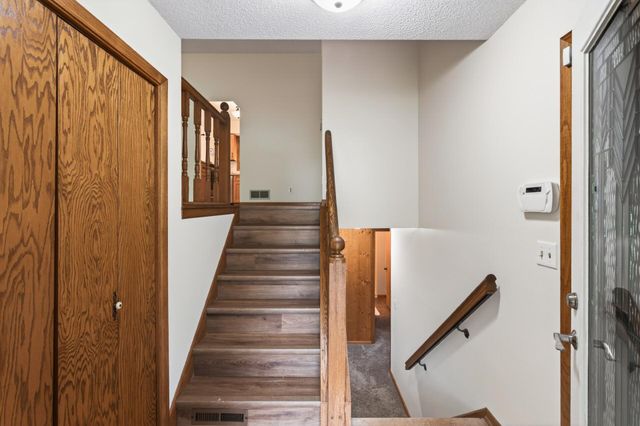 8320 Cooper Way, Inver Grove Heights, MN 55076