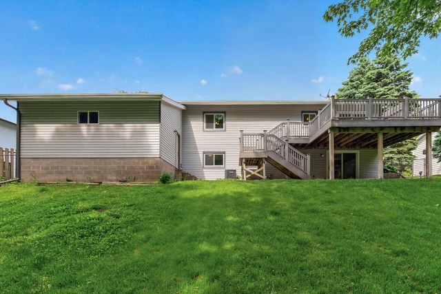 8320 Cooper Way, Inver Grove Heights, MN 55076