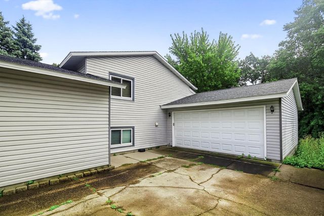 8320 Cooper Way, Inver Grove Heights, MN 55076