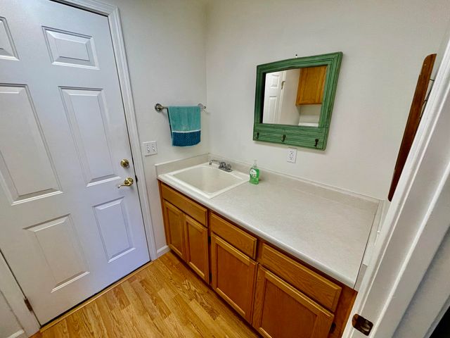 1650 Husker Butte Lane, Medford, OR 97504