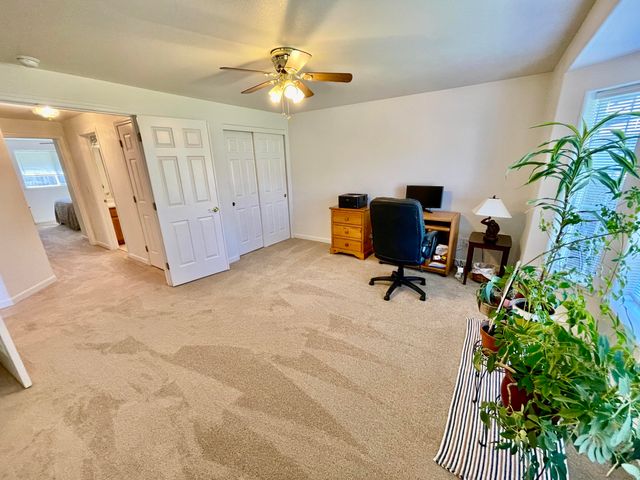 1650 Husker Butte Lane, Medford, OR 97504