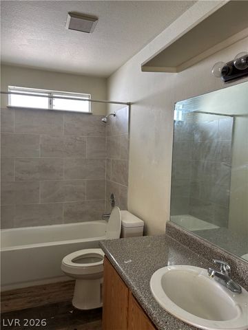 4630 Little Finch Lane, Las Vegas, NV 89115