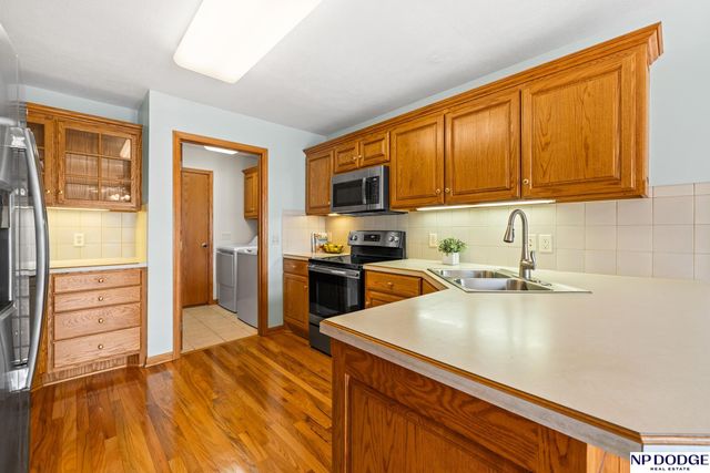 815 Heatherwood Street, Fremont, NE 68025