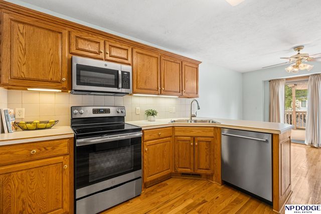 815 Heatherwood Street, Fremont, NE 68025