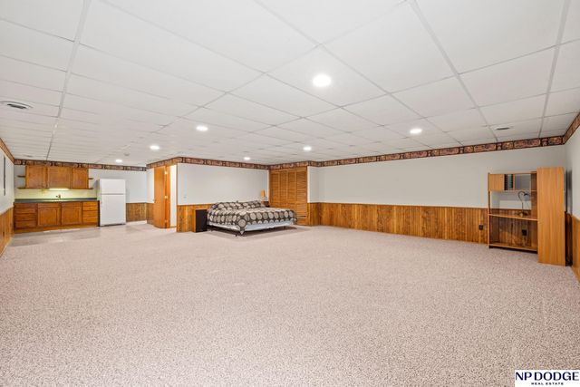 815 Heatherwood Street, Fremont, NE 68025