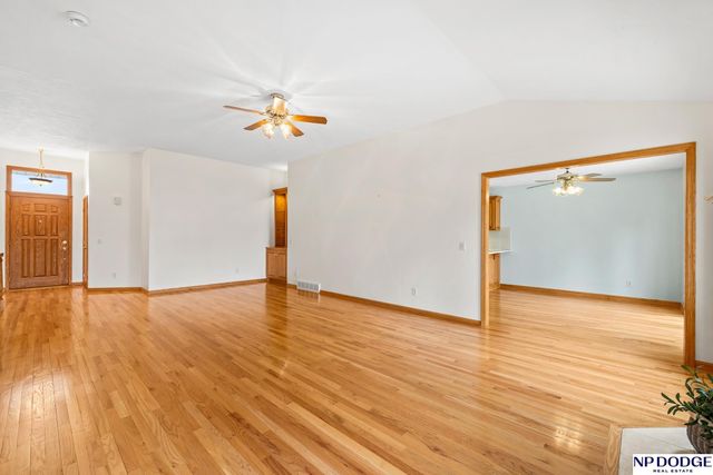 815 Heatherwood Street, Fremont, NE 68025