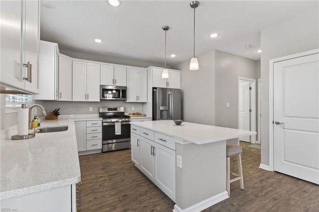 320 Middleton WAY, Chesapeake, VA 23322