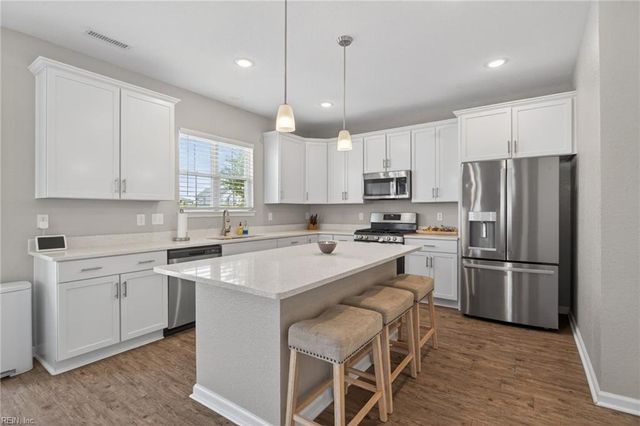 320 Middleton WAY, Chesapeake, VA 23322