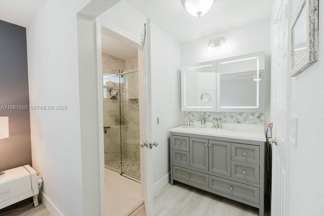 1710 NW 106th Ter, Pembroke Pines, FL 33026