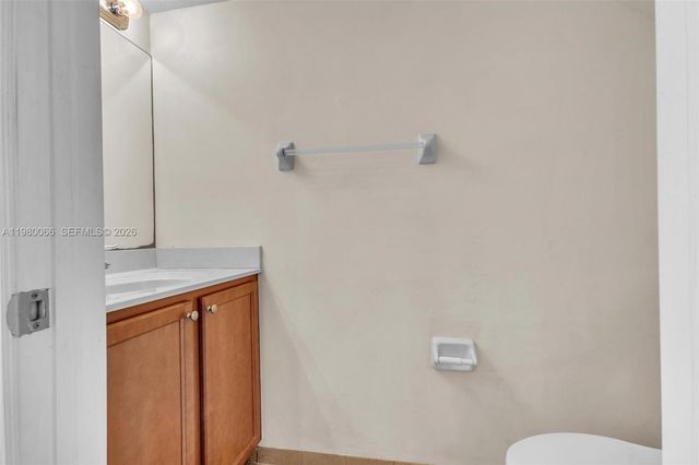 9011 SW 227th St 1, Cutler Bay, FL 33190