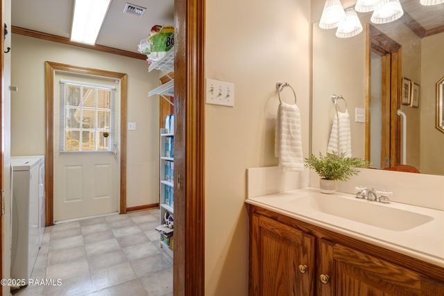 110 Rue Cordial, Carencro, LA 70520