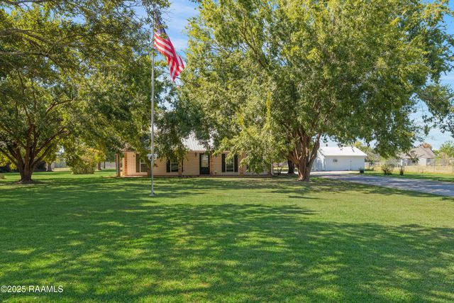 110 Rue Cordial, Carencro, LA 70520