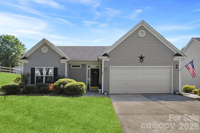 40 Ashton Bluff Circle, Mount Holly, NC 28120