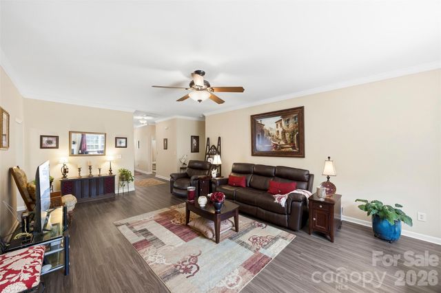 40 Ashton Bluff Circle, Mount Holly, NC 28120