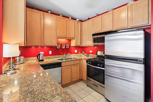 125 S JEFFERSON Street 1905, Chicago, IL 60661