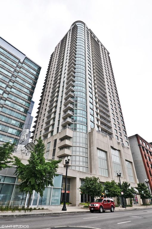 125 S JEFFERSON Street 1905, Chicago, IL 60661