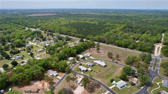 7935 W Fostoria Drive, Dunnellon, FL 34433