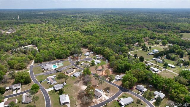 7935 W Fostoria Drive, Dunnellon, FL 34433