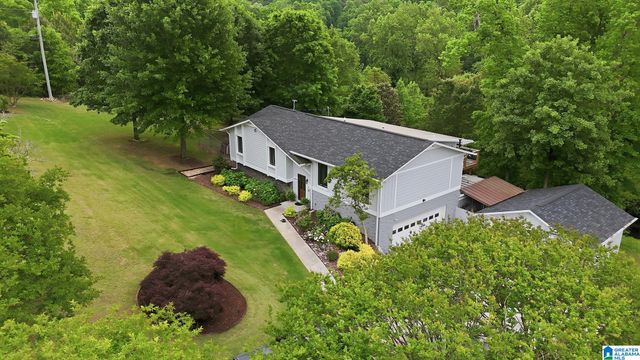 1447 LONGBROOK DRIVE NE, Cullman, AL 35055