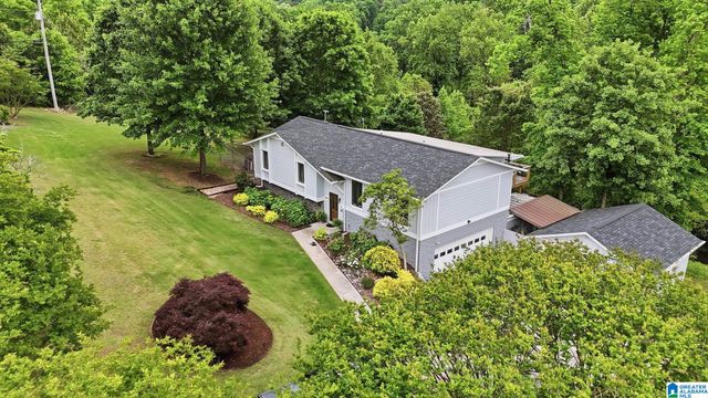 1447 LONGBROOK DRIVE NE, Cullman, AL 35055
