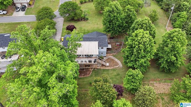 1447 LONGBROOK DRIVE NE, Cullman, AL 35055