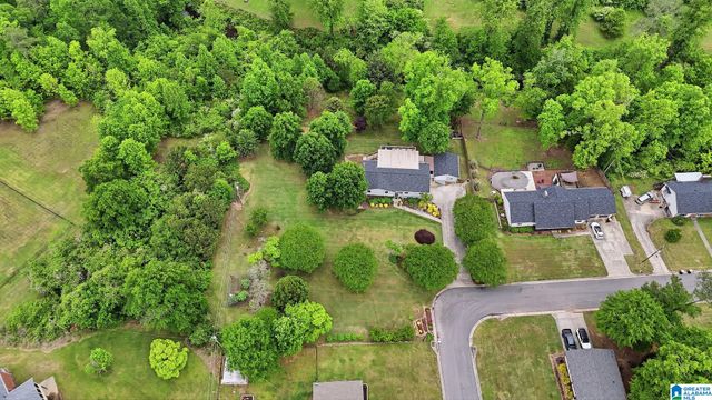 1447 LONGBROOK DRIVE NE, Cullman, AL 35055