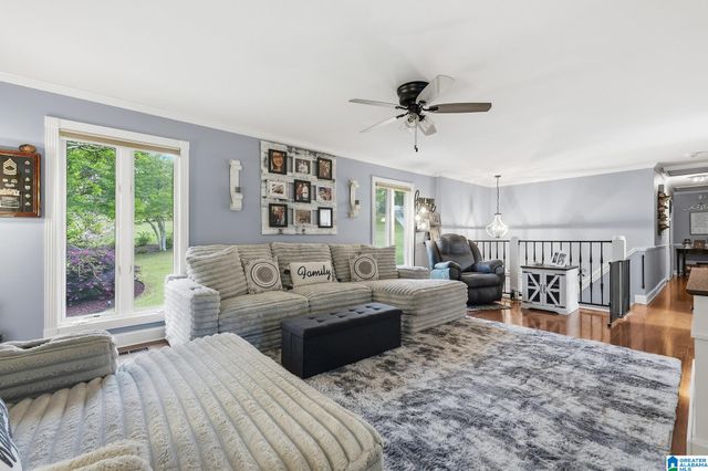 1447 LONGBROOK DRIVE NE, Cullman, AL 35055