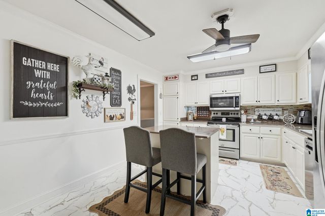 1447 LONGBROOK DRIVE NE, Cullman, AL 35055
