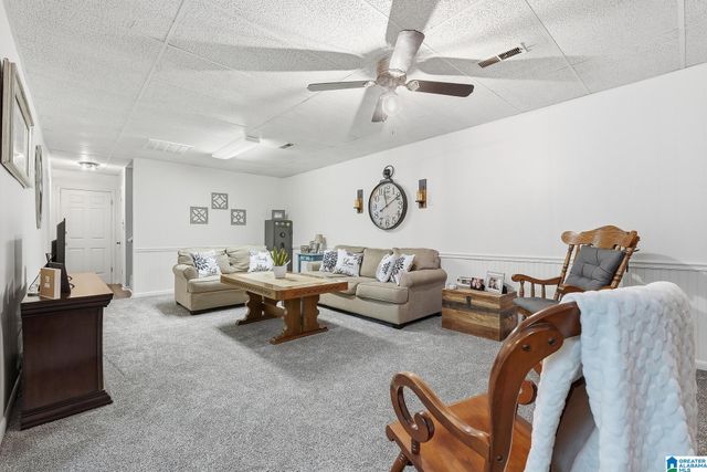 1447 LONGBROOK DRIVE NE, Cullman, AL 35055